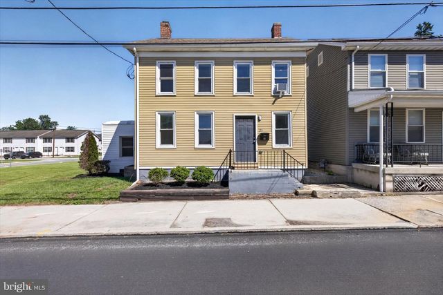 25 MAIN ST, Mcsherrystown, PA 17344