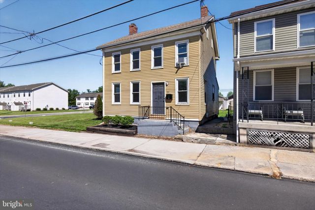25 MAIN ST, Mcsherrystown, PA 17344
