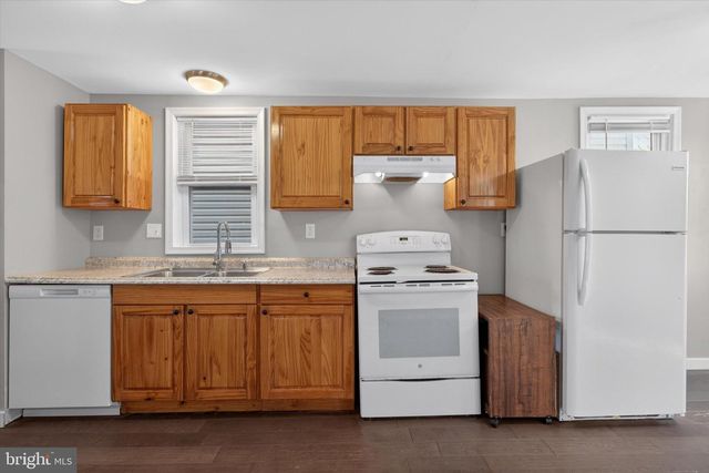25 MAIN ST, Mcsherrystown, PA 17344