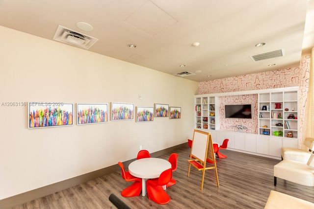5300 Paseo Blvd 1905, Doral, FL 33166