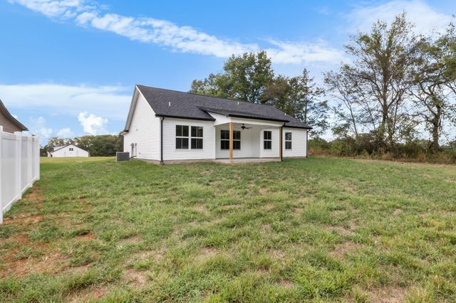 357 Galway Dr, Clarksville, TN 37042