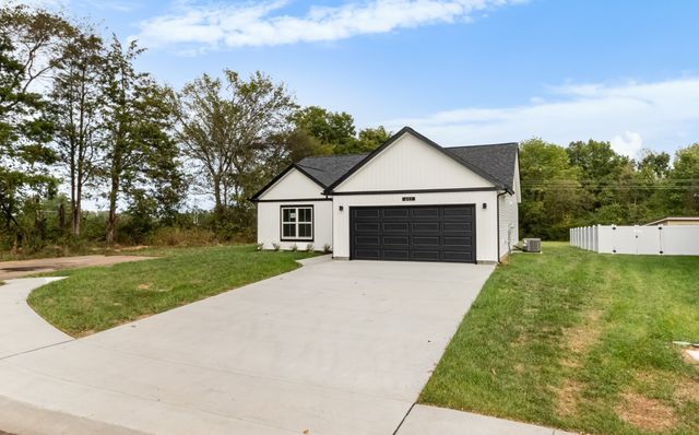357 Galway Dr, Clarksville, TN 37042