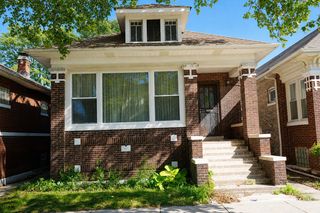 7423 S Vernon Avenue, Chicago, IL 60619