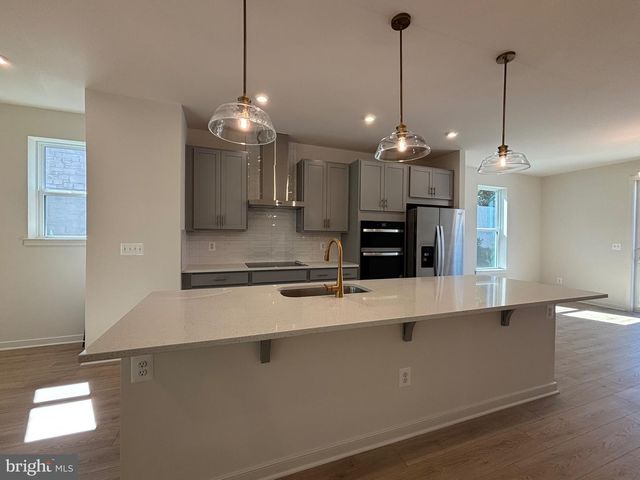 18024 ALICIA AVE, Dumfries, VA 22026
