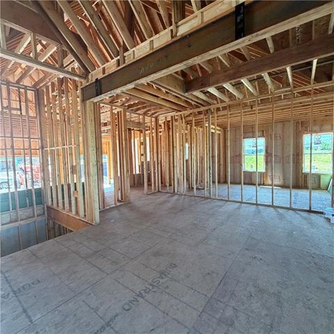 2335 Foxtail Drive, Kearney, MO 64060