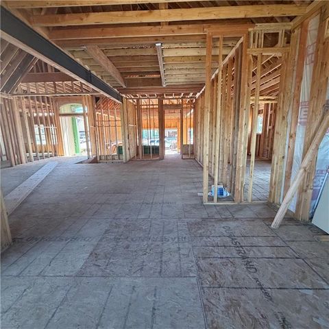 2335 Foxtail Drive, Kearney, MO 64060