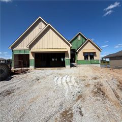 2335 Foxtail Drive, Kearney, MO 64060