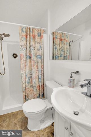429 N SCENIC RD, Harrisburg, PA 17109