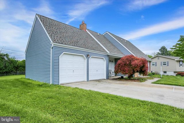 429 N SCENIC RD, Harrisburg, PA 17109