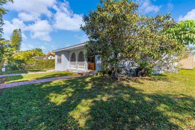 5959 SW 16th Ter, West Miami, FL 33155