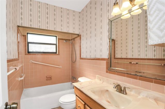 4502 ROCKLEDGE ROAD, Orlando, FL 32807