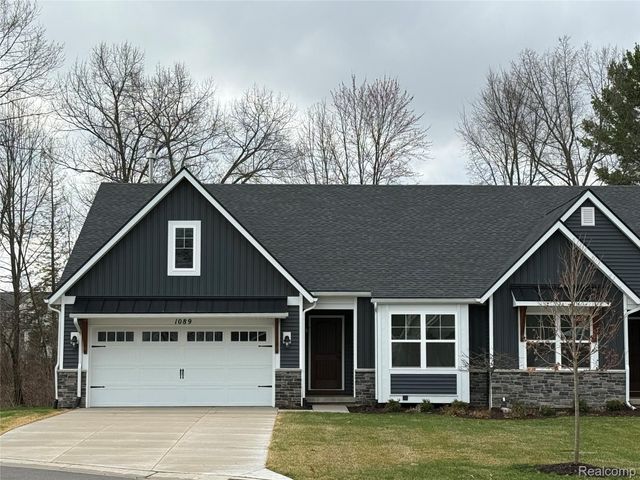 1089 Camellia Circle 31, Marion Township, MI 48843
