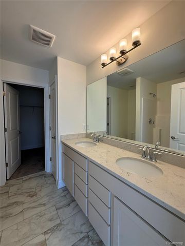 1089 Camellia Circle 31, Marion Township, MI 48843