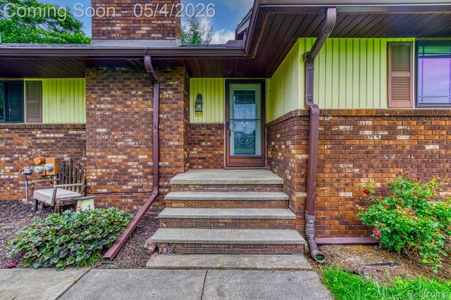 12012 BELLE RIVER Road, Riley Township, MI 48041