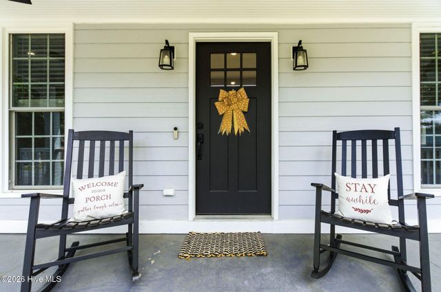 406 N B Street, Bridgeton, NC 28519