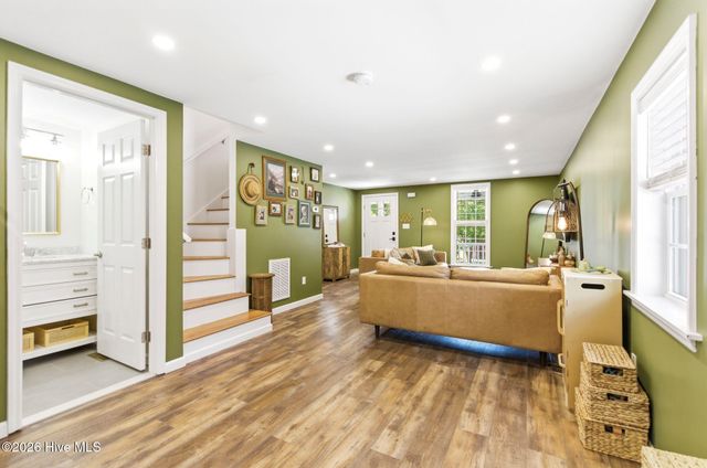 406 N B Street, Bridgeton, NC 28519