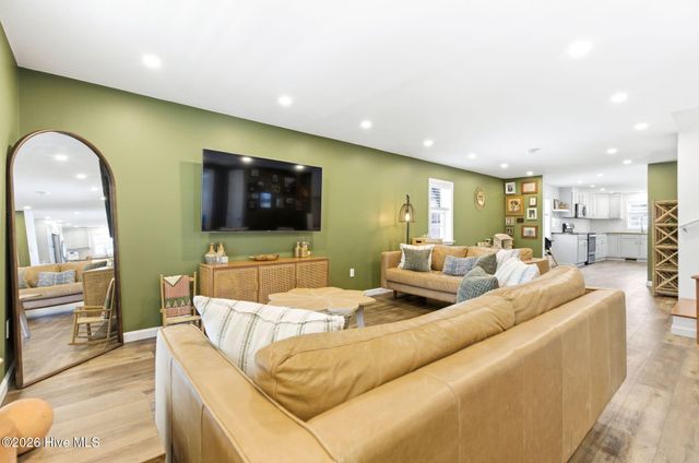 406 N B Street, Bridgeton, NC 28519