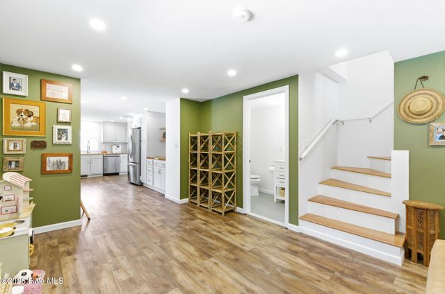 406 N B Street, Bridgeton, NC 28519