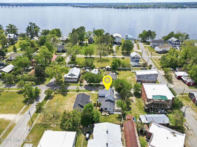 406 N B Street, Bridgeton, NC 28519