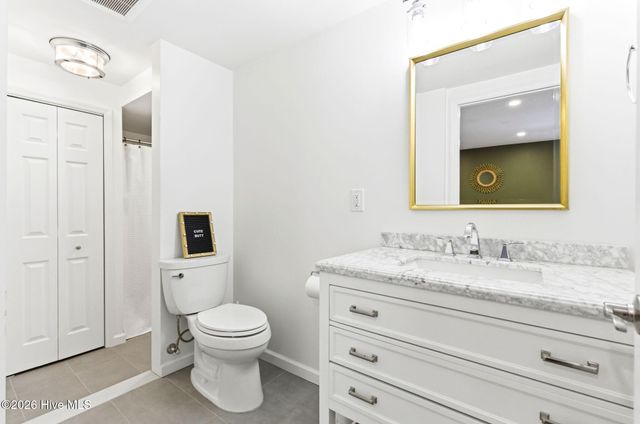 406 N B Street, Bridgeton, NC 28519