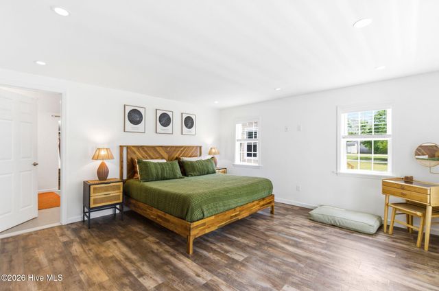 406 N B Street, Bridgeton, NC 28519