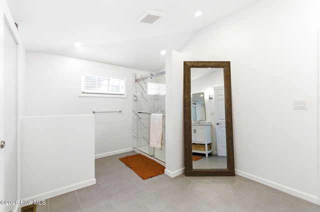 406 N B Street, Bridgeton, NC 28519