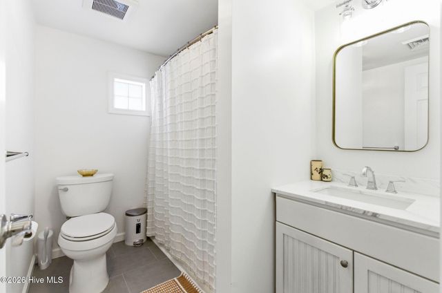 406 N B Street, Bridgeton, NC 28519