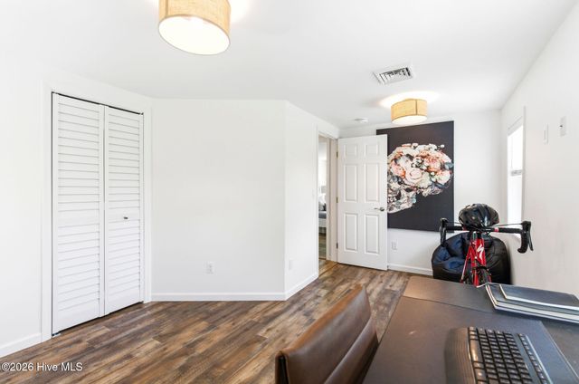 406 N B Street, Bridgeton, NC 28519