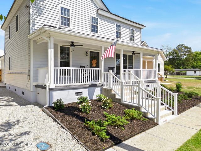 406 N B Street, Bridgeton, NC 28519