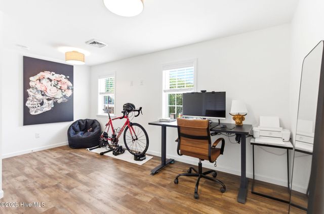 406 N B Street, Bridgeton, NC 28519