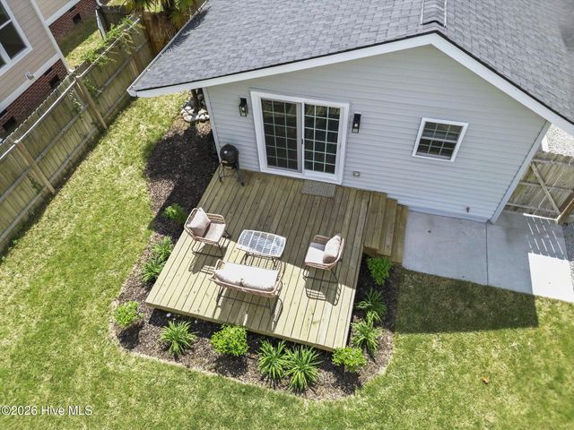 406 N B Street, Bridgeton, NC 28519