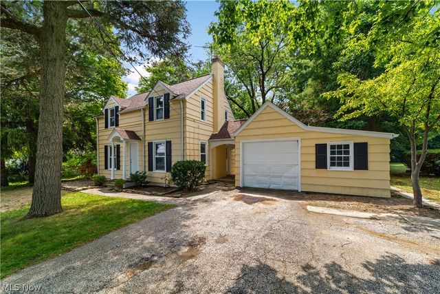 6444 Wilson Mills Road, Mayfield Village, OH 44143