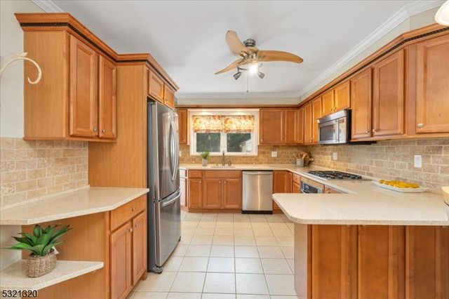 2015 Mountain Ave, Scotch Plains Twp., NJ 07076