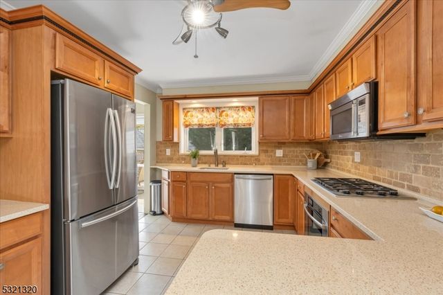 2015 Mountain Ave, Scotch Plains Twp., NJ 07076