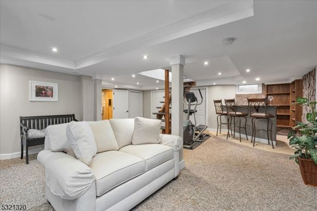 2015 Mountain Ave, Scotch Plains Twp., NJ 07076