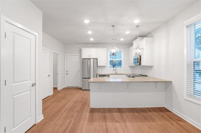 320 Dempsey Drive, Fayetteville, GA 30214