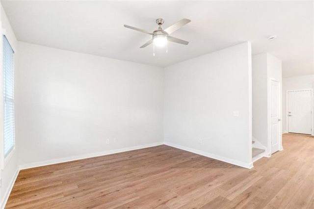 320 Dempsey Drive, Fayetteville, GA 30214