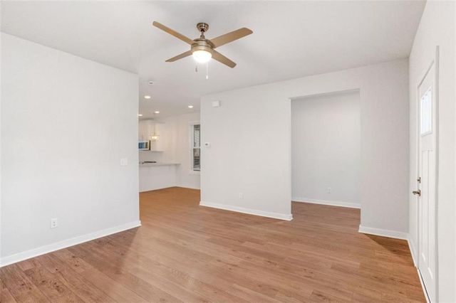 320 Dempsey Drive, Fayetteville, GA 30214