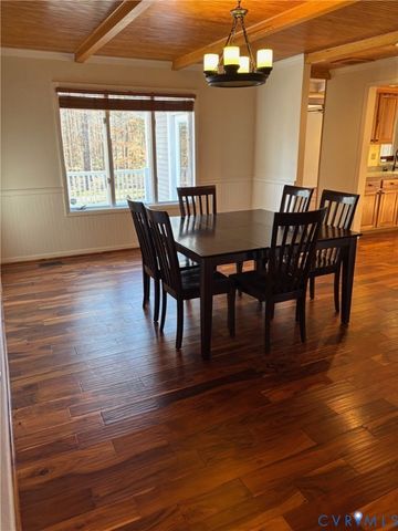 525 Wild Life Trl, Ridge Branch, VA 23238