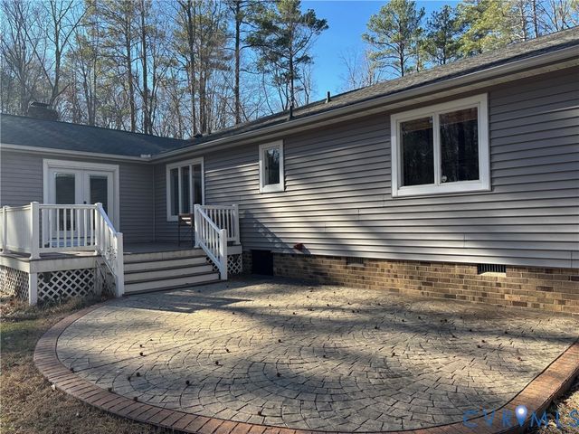 525 Wild Life Trl, Ridge Branch, VA 23238