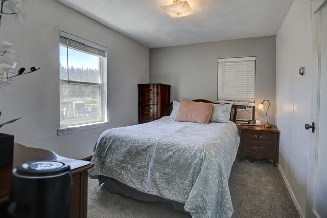 704 W 6th St, Medical Lake, WA 99022