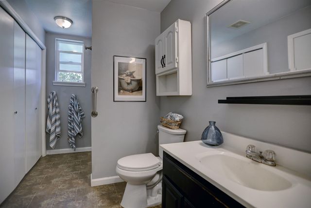 704 W 6th St, Medical Lake, WA 99022