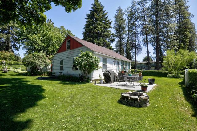 704 W 6th St, Medical Lake, WA 99022