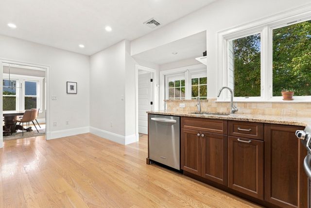 36 Renwick, Wakefield, MA 01880
