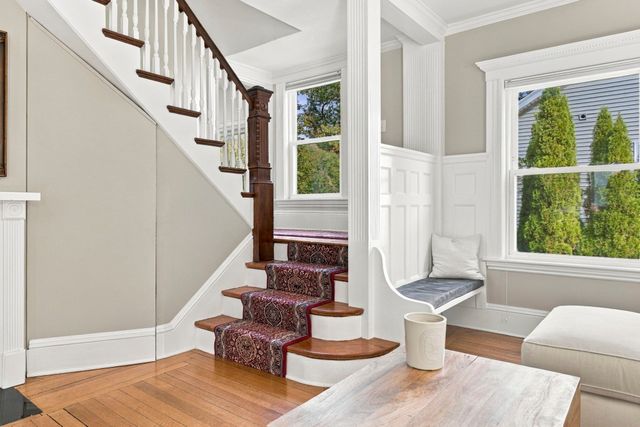36 Renwick, Wakefield, MA 01880