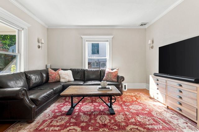 36 Renwick, Wakefield, MA 01880