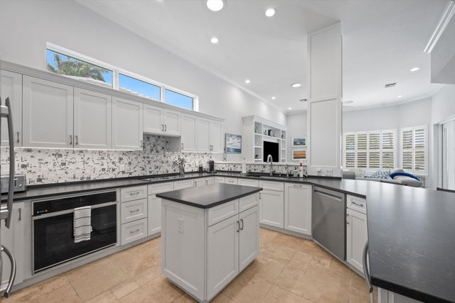 116 Echo Drive, Jupiter, FL 33458