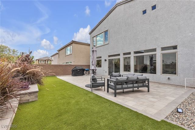 7094 Bold Rock Avenue, Las Vegas, NV 89113