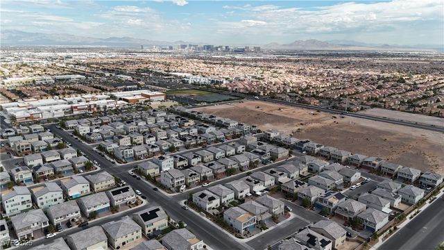 7094 Bold Rock Avenue, Las Vegas, NV 89113