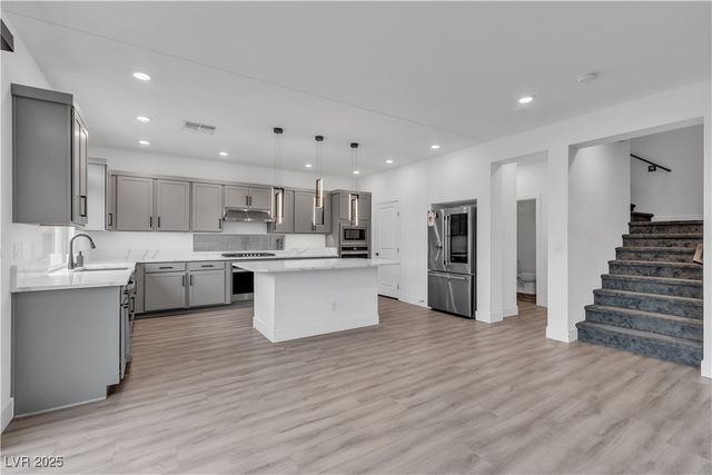 7094 Bold Rock Avenue, Las Vegas, NV 89113